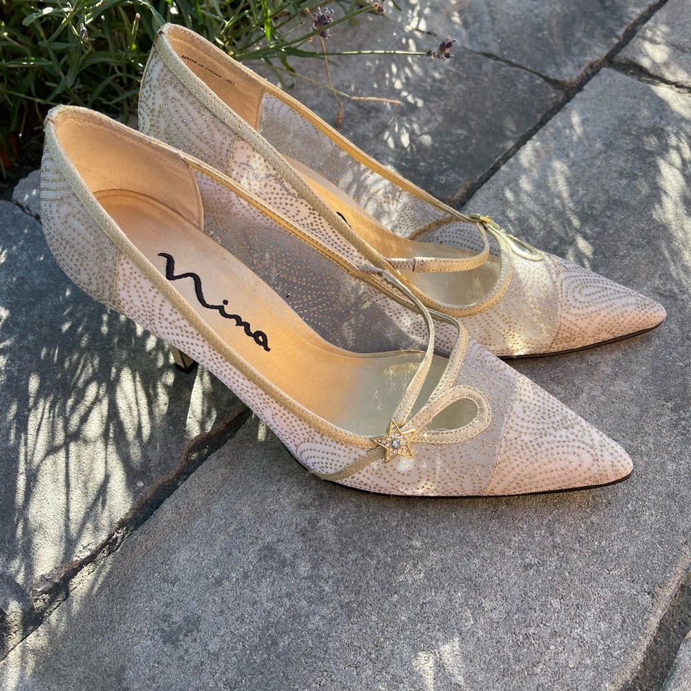 Nina Gold Shimmer Pumps